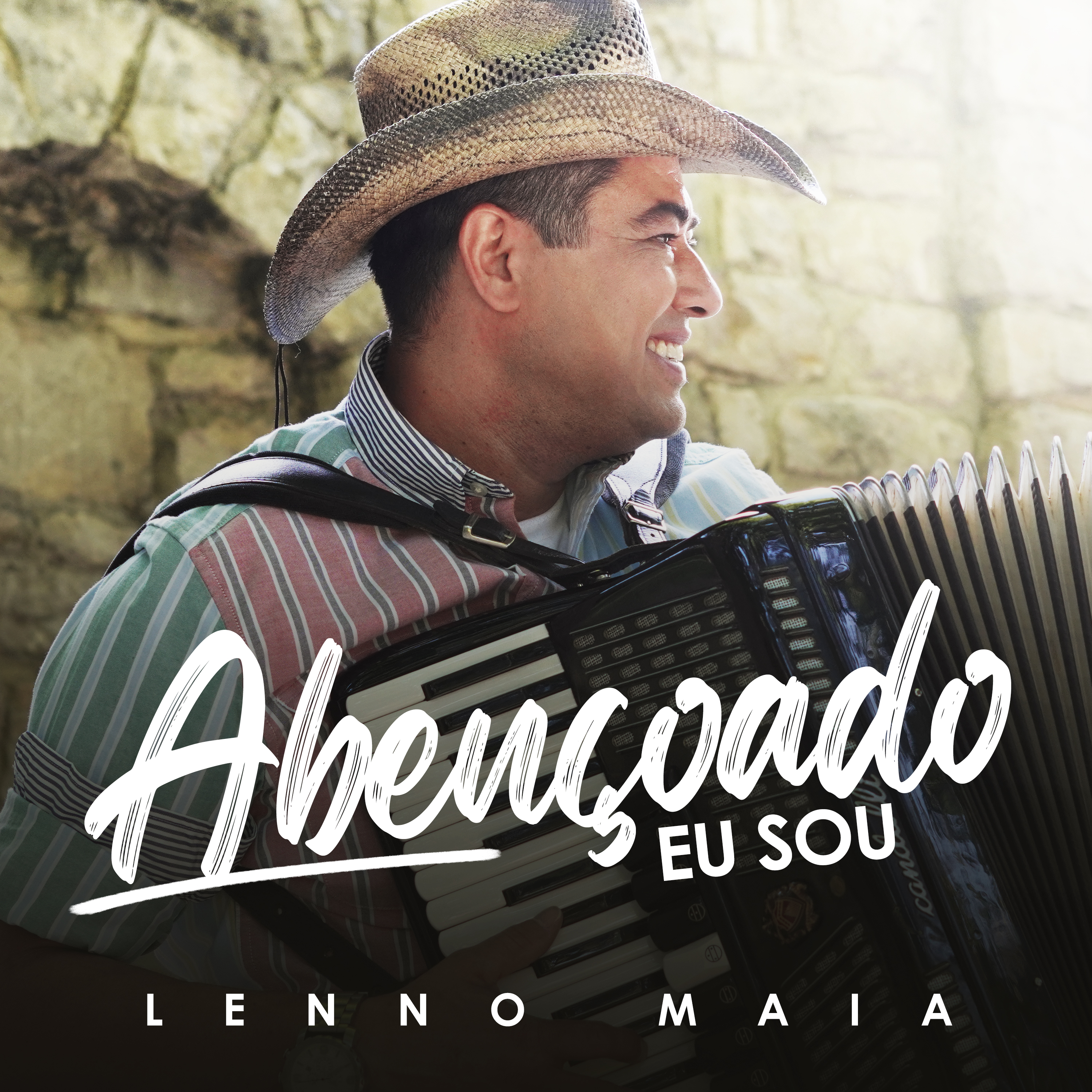 “Abençoado eu sou”, sertanejo Lenno Maia declara bênção em mais uma canção autoral