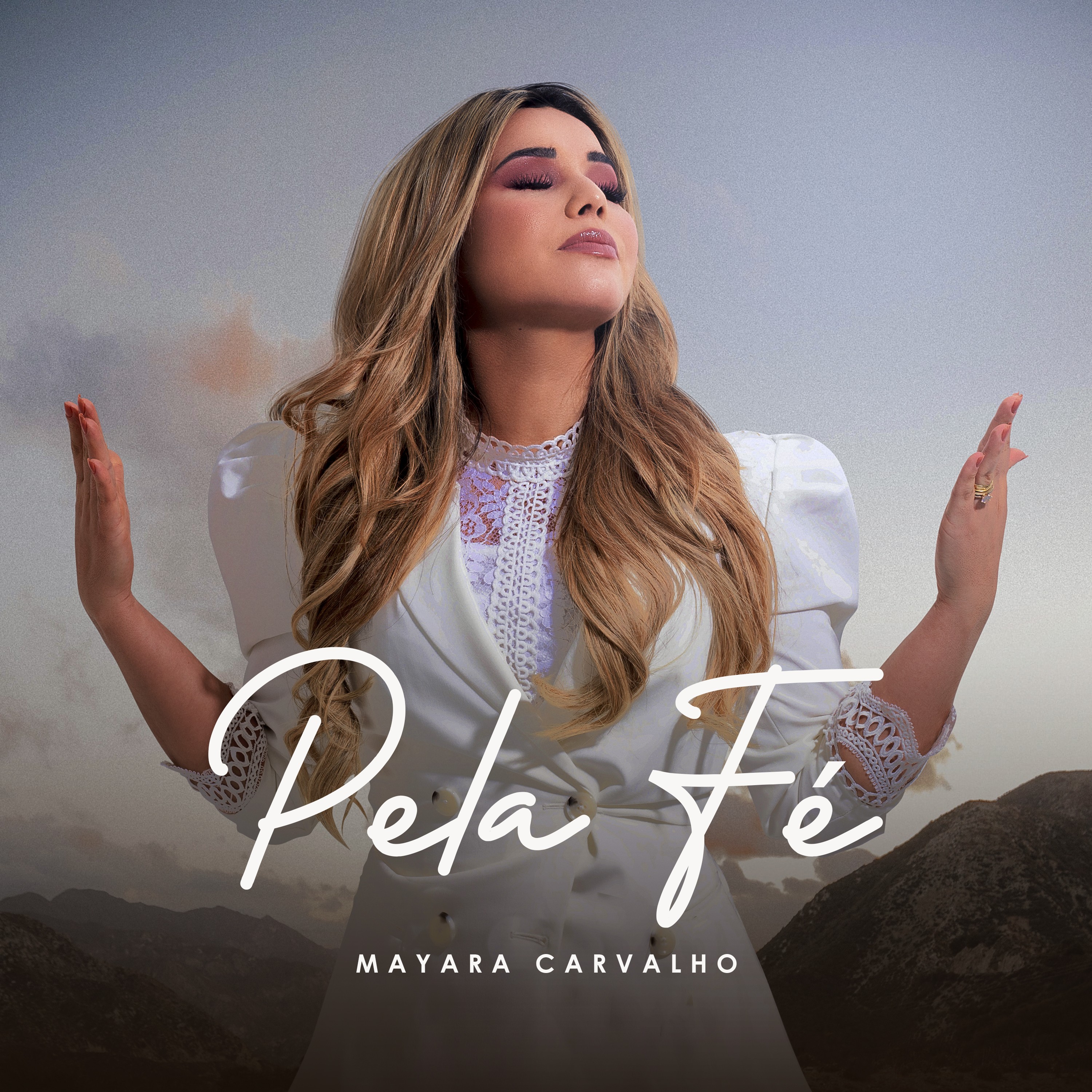 Mayara Carvalho lança “Pela Fé”, um single autoral com força de um testemunho de vida